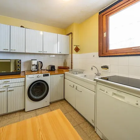 Apartment 6 Pers, 2 Ch, Balcon Sud, Pistes Proches - Fr-1-807-11 *